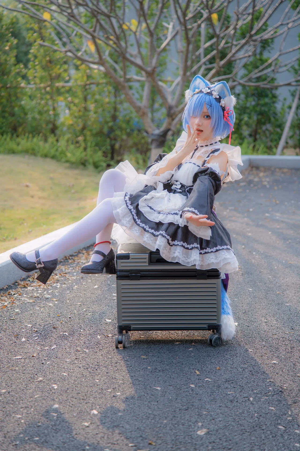 Hua Qi Hana as Rem — cosplay photo 28 of 107