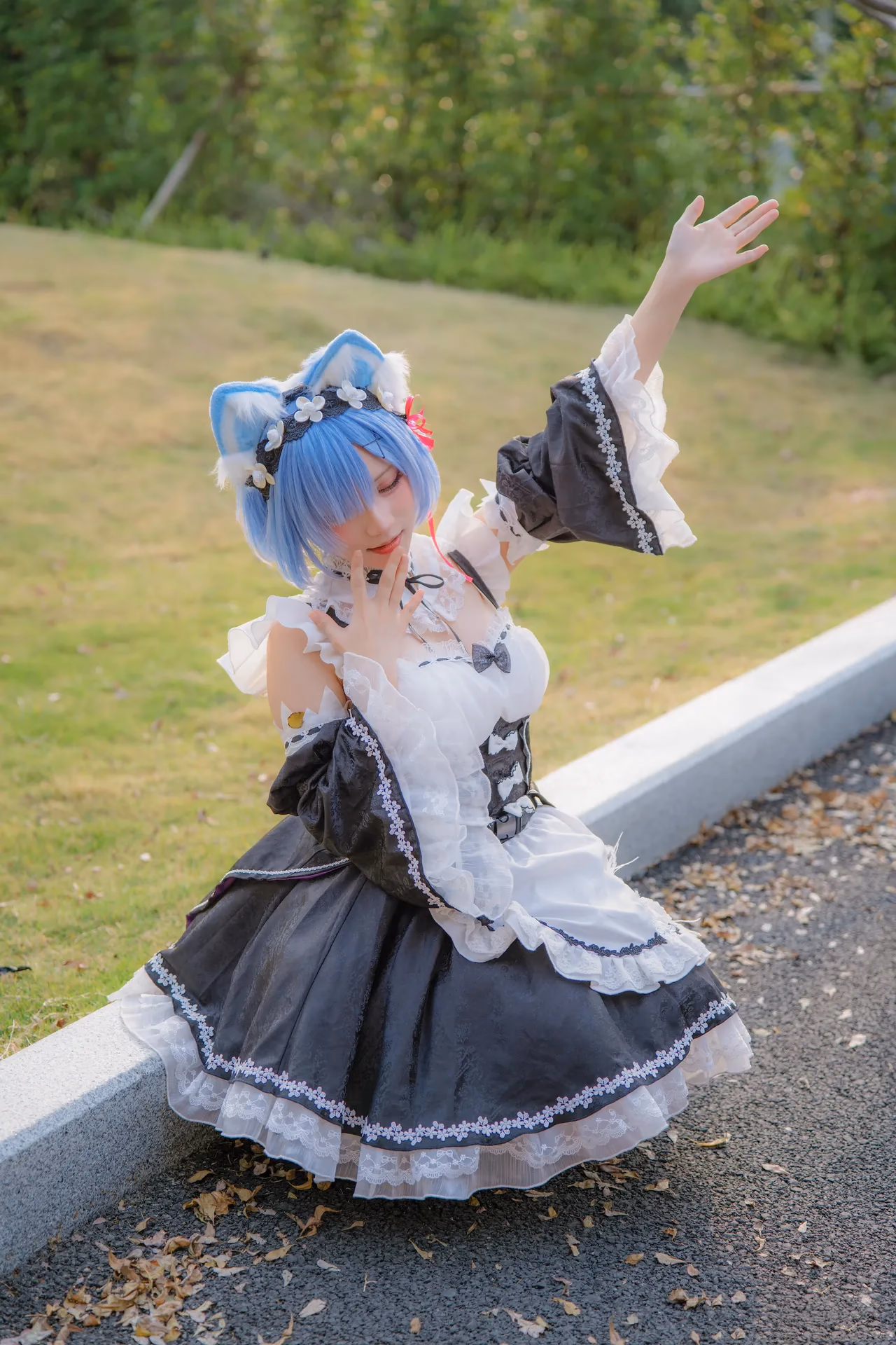 Hua Qi Hana as Rem — cosplay photo 32 of 107