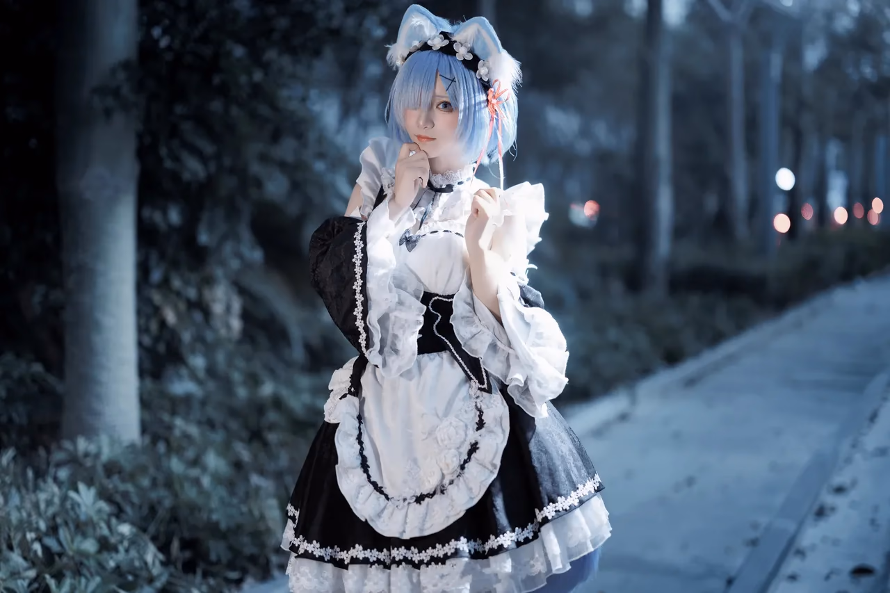 Hua Qi Hana as Rem — cosplay photo 70 of 107