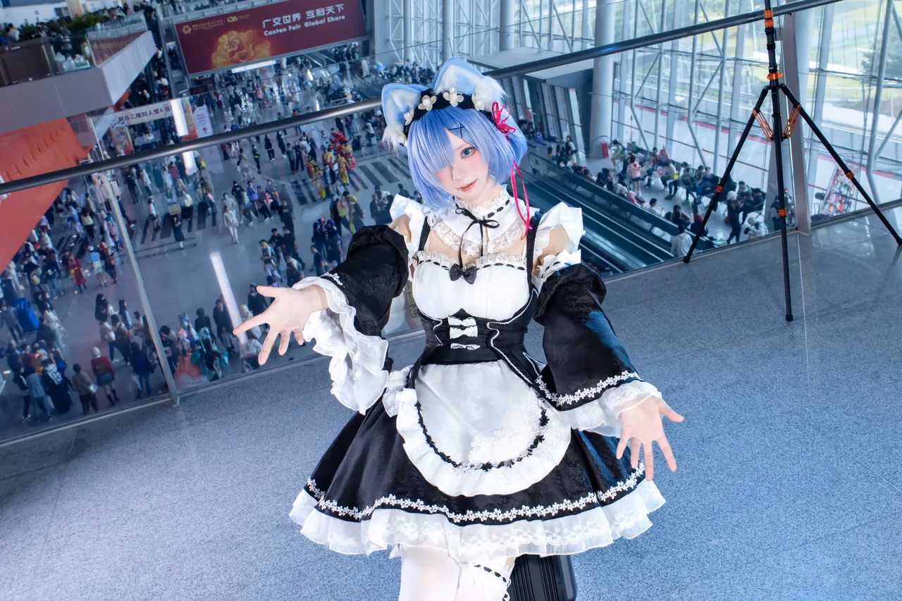 Hua Qi Hana as Rem — cosplay photo 82 of 107