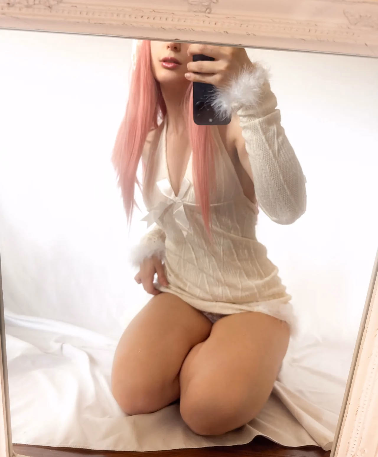 Iced.Grog as Zero Two — cosplay photo 2 of 10