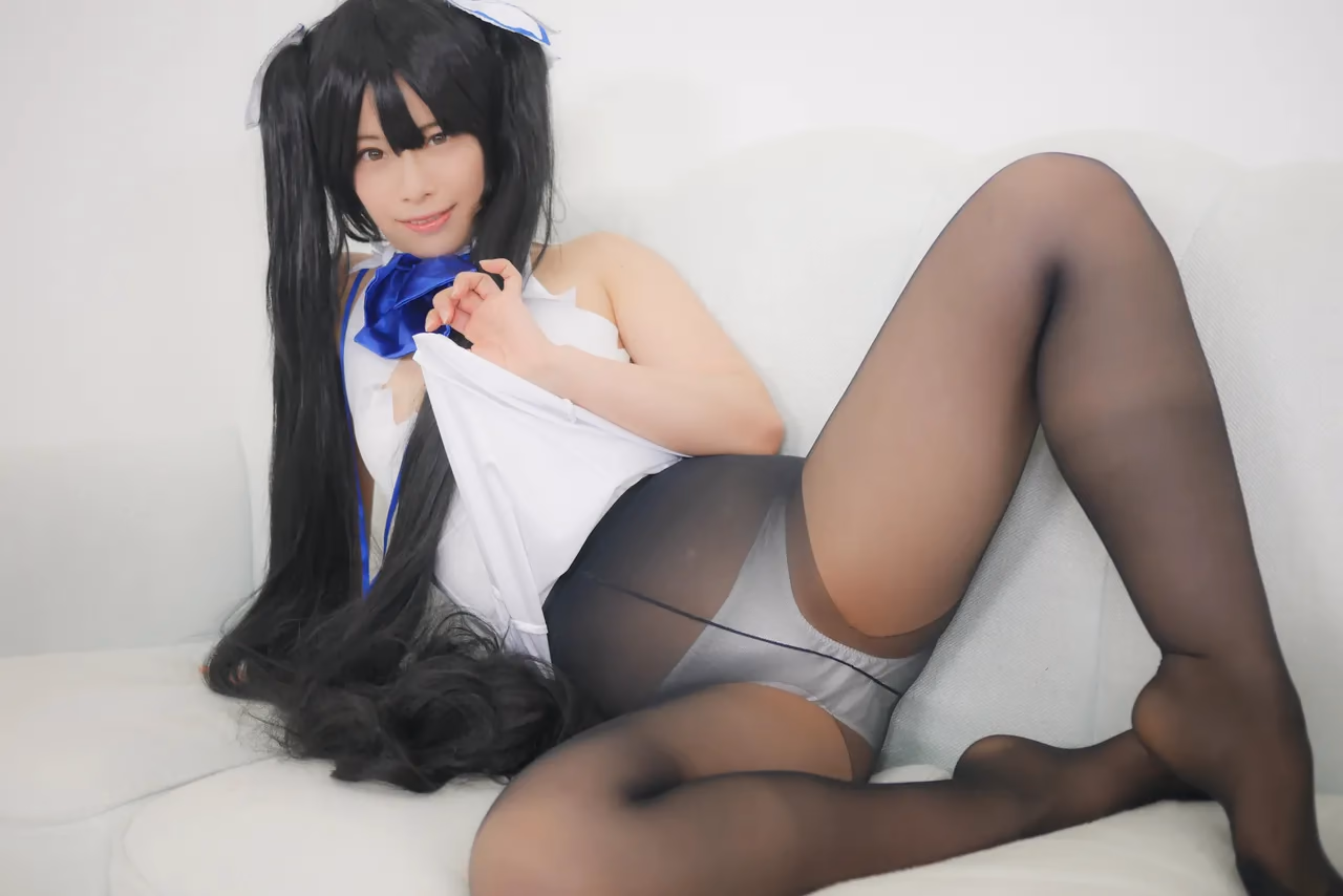 Ichiha Amatsu as Hestia — cosplay photo 55 of 107