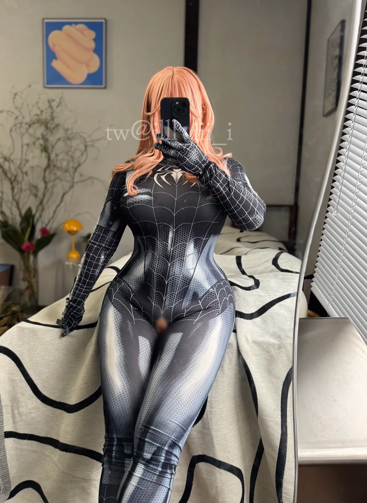 illl_iii_i as Venom — cosplay photo 59 of 77