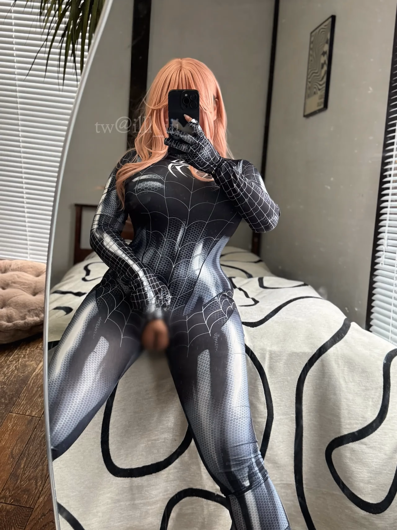 illl_iii_i as Venom — cosplay photo 68 of 77