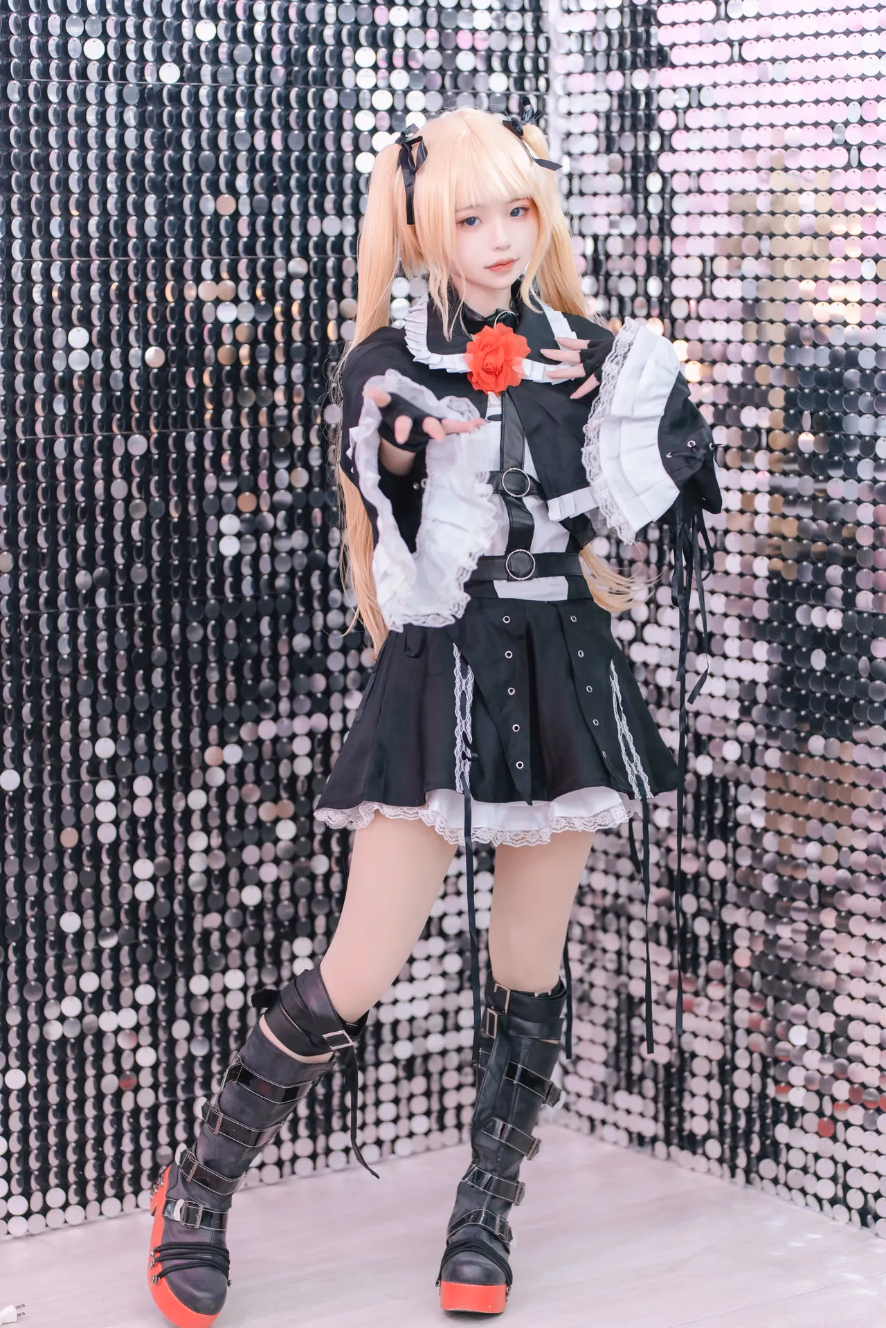 Iri as Marie Rose — cosplay photo 30 of 68