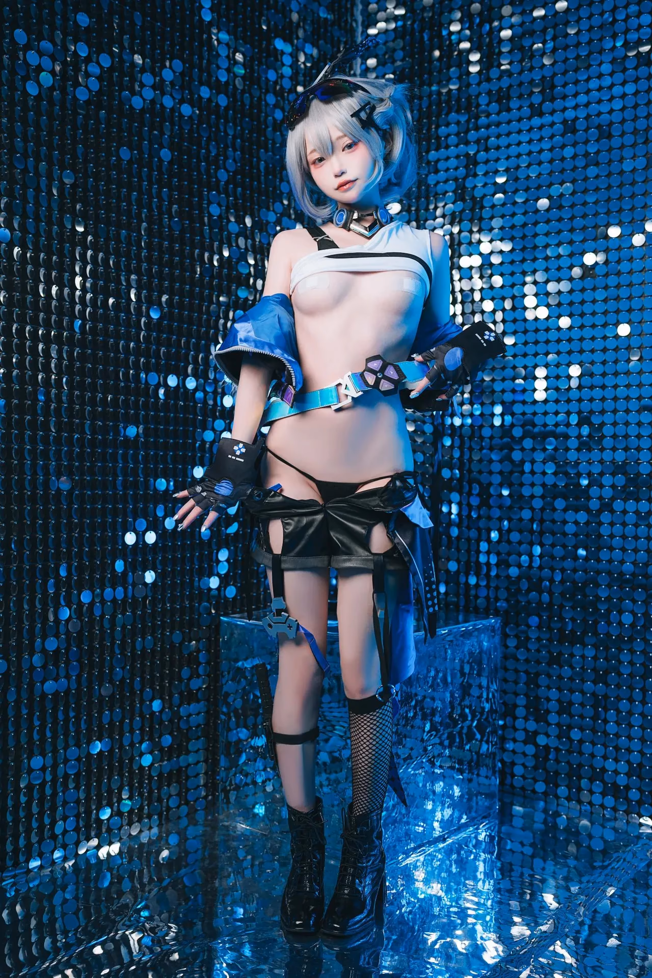 Iri as Silver Wolf — cosplay photo 17 of 32