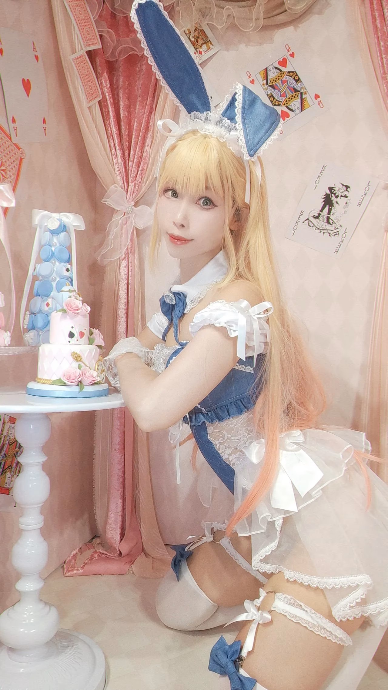 Itsuki Sakurai as Marin Kitagawa — cosplay photo 136 of 158