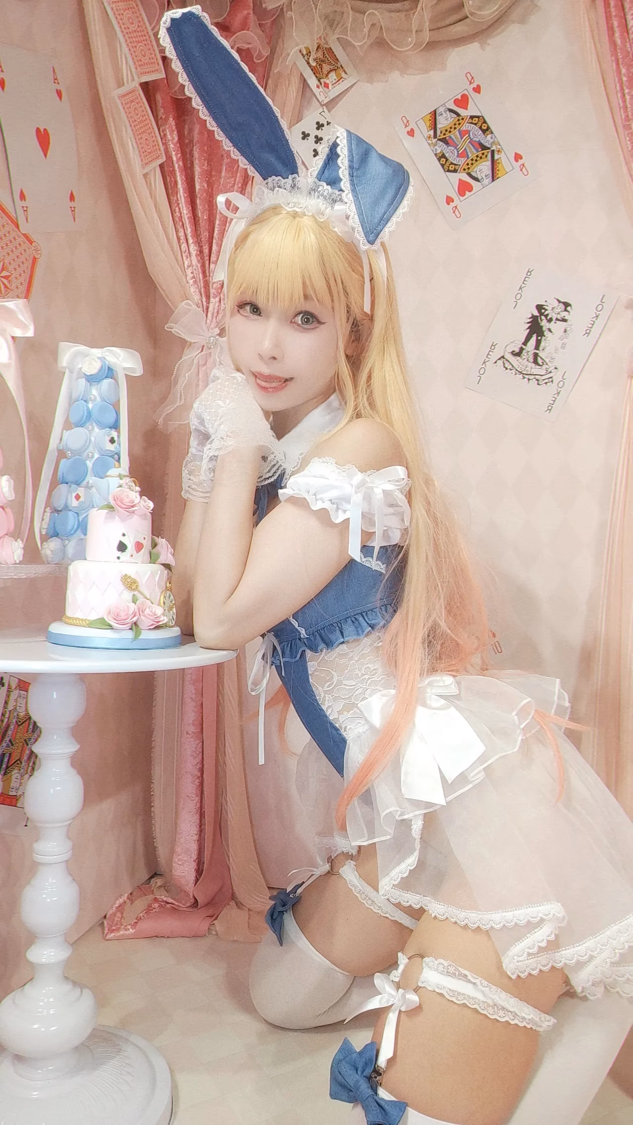 Itsuki Sakurai as Marin Kitagawa — cosplay photo 141 of 158