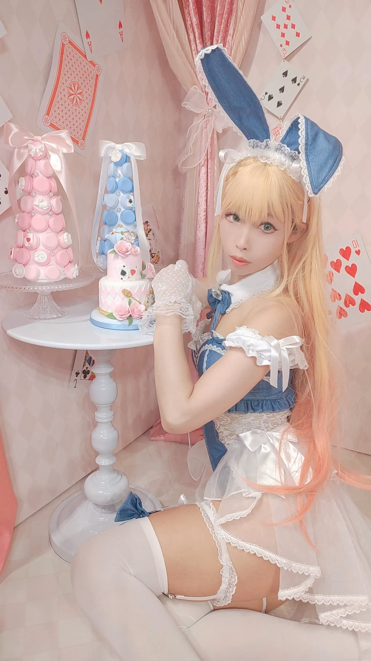 Itsuki Sakurai as Marin Kitagawa — cosplay photo 150 of 158