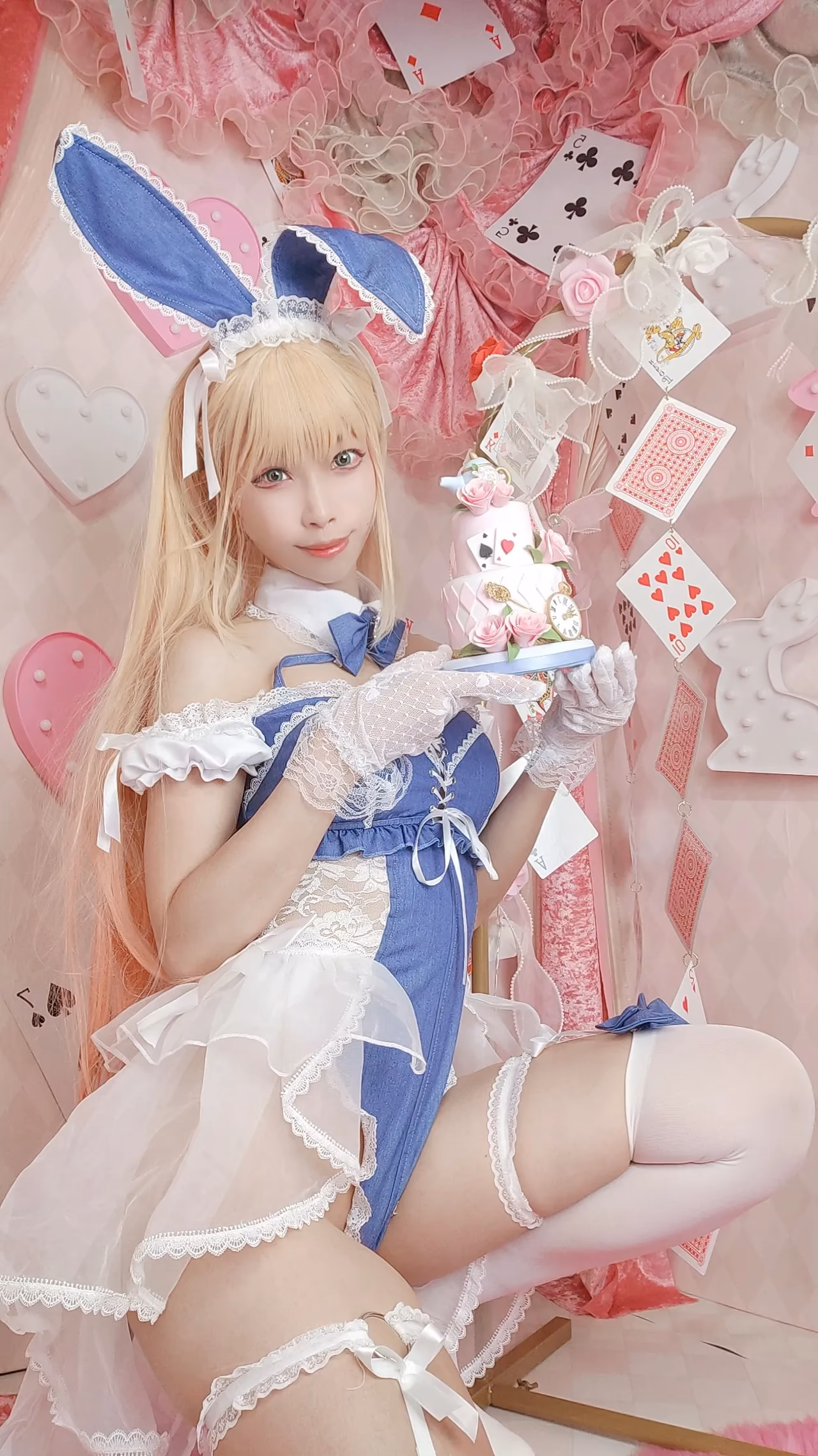 Itsuki Sakurai as Marin Kitagawa — cosplay photo 39 of 158