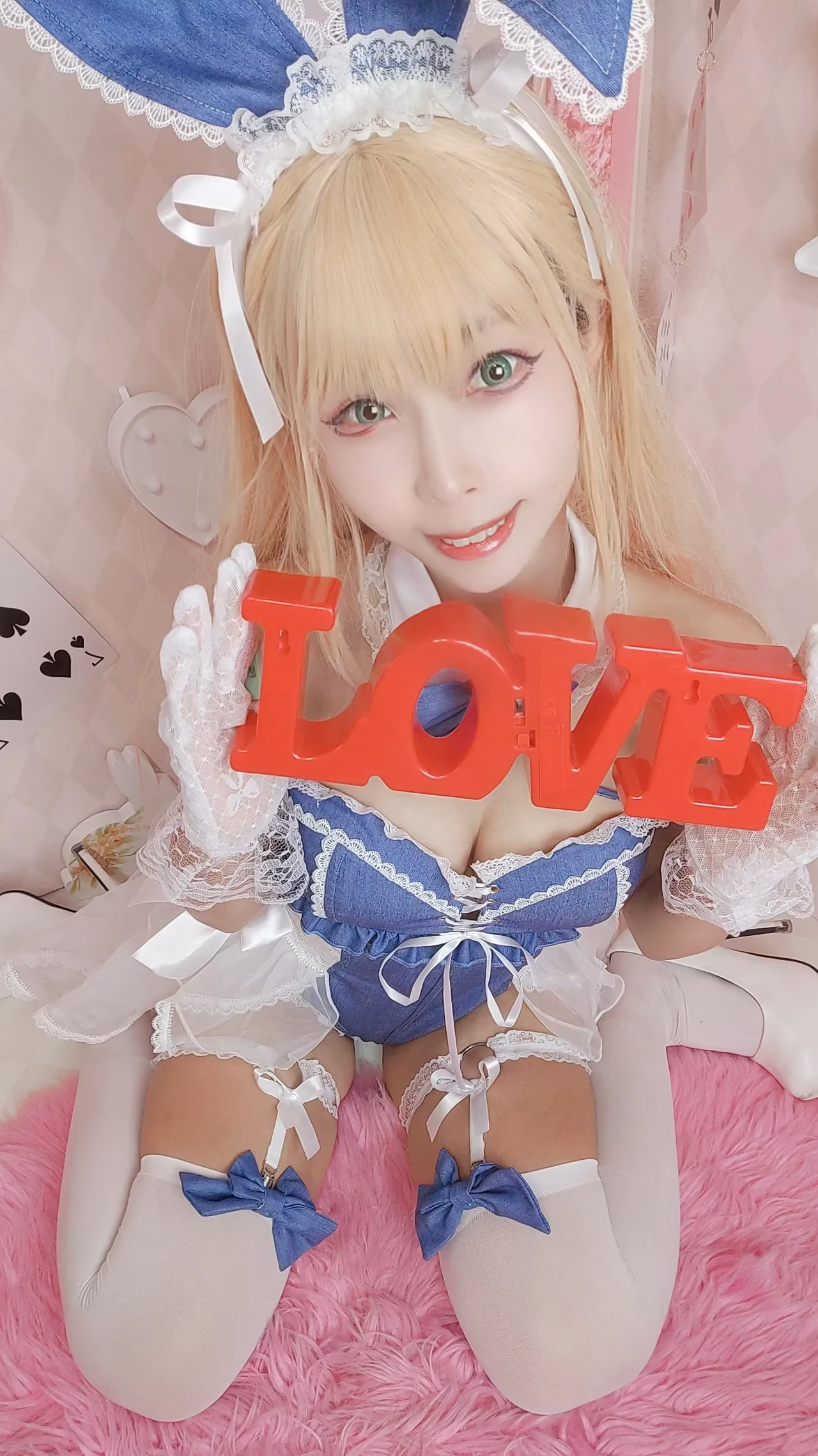 Itsuki Sakurai as Marin Kitagawa — cosplay photo 46 of 158