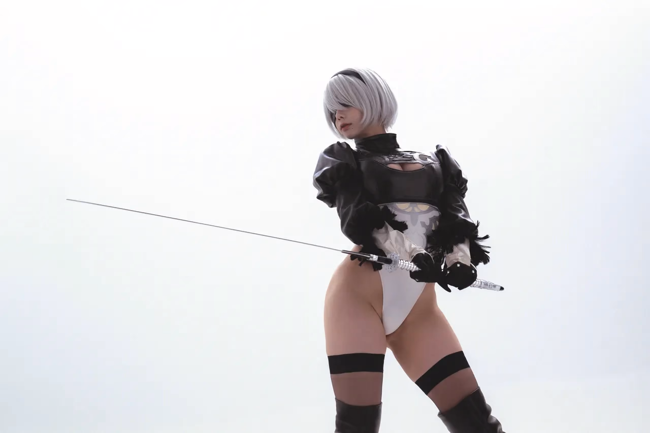 Izayoi Rui as 2B — cosplay photo 10 of 22