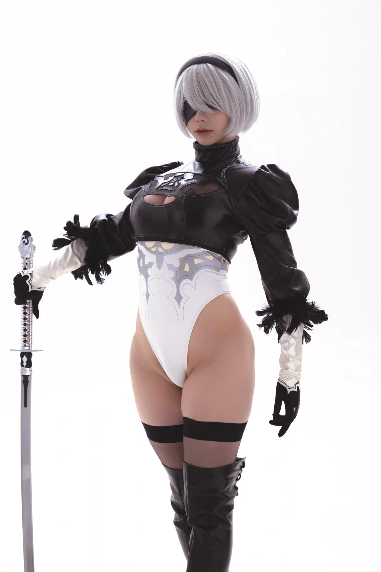 Izayoi Rui as 2B — cosplay photo 13 of 22