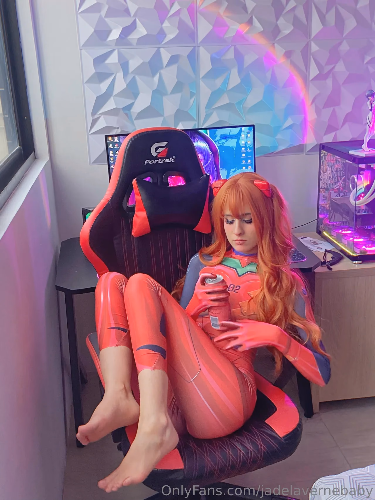 Jade La Verne as Asuka Langley Soryu — cosplay photo 12 of 44