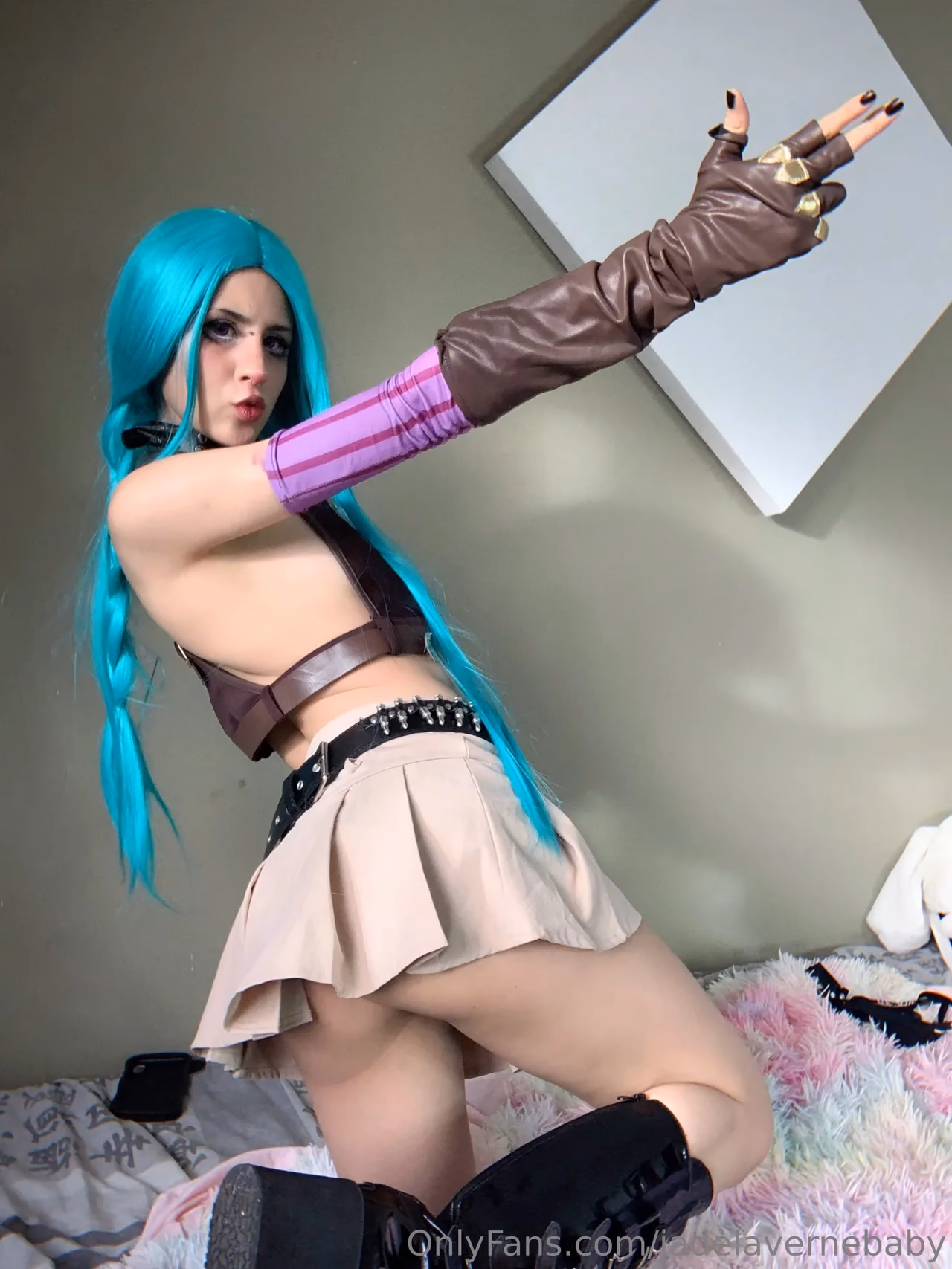 Jade La Verne as Jinx — cosplay photo 32 of 50