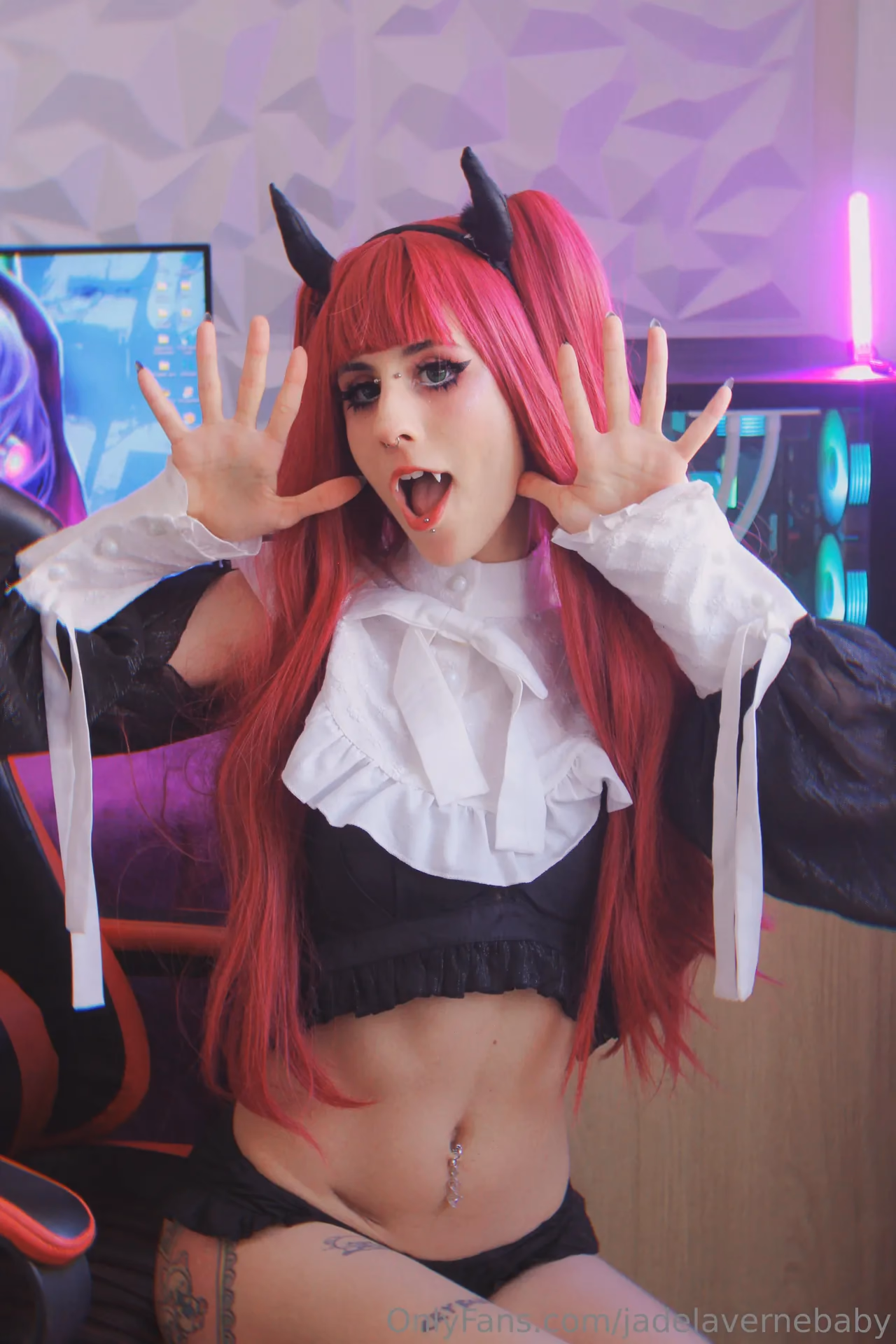 Jade La Verne as Rizu-kyun — cosplay photo 8 of 69
