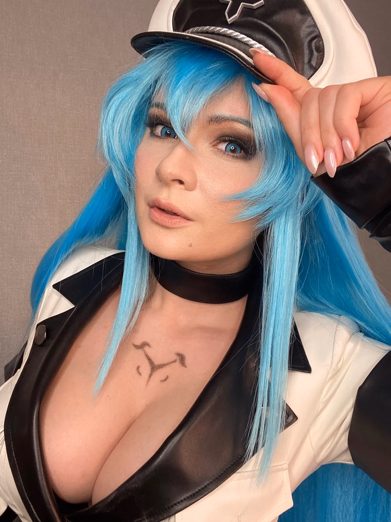 Jannet Incosplay as Esdeath — cosplay photo 3 of 17
