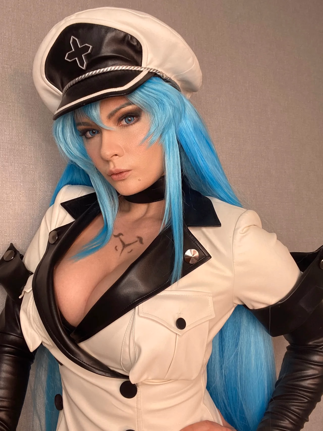 Jannet Incosplay as Esdeath — cosplay photo 6 of 17
