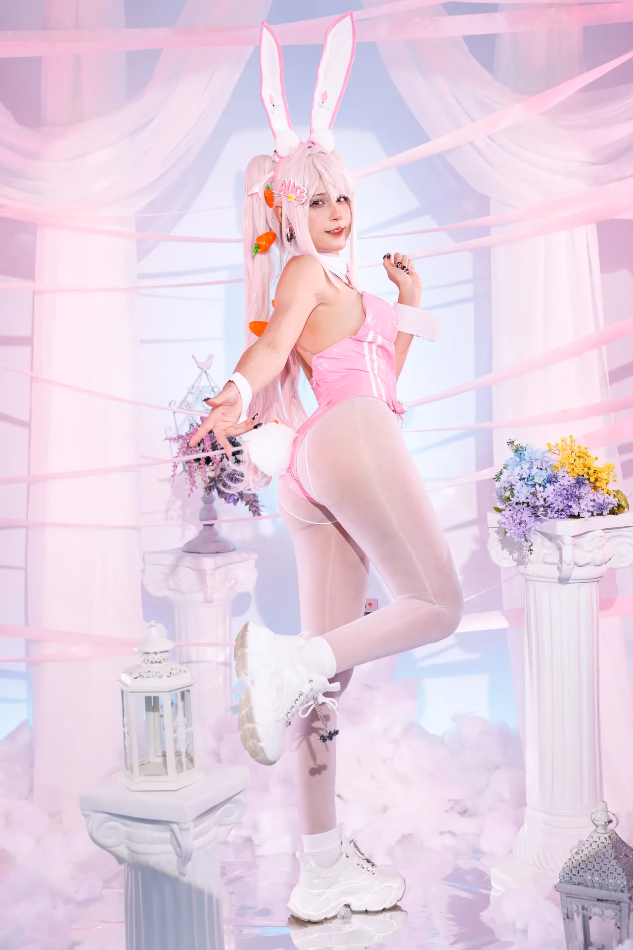 Jean Wanwan as Alice — cosplay photo 3 of 35
