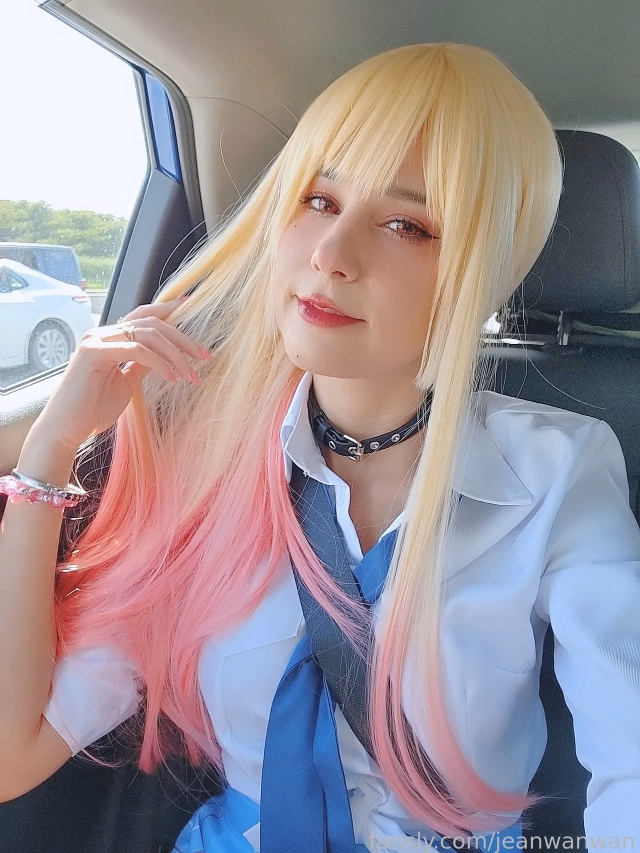 Jean Wanwan as Marin Kitagawa — cosplay photo 31 of 36