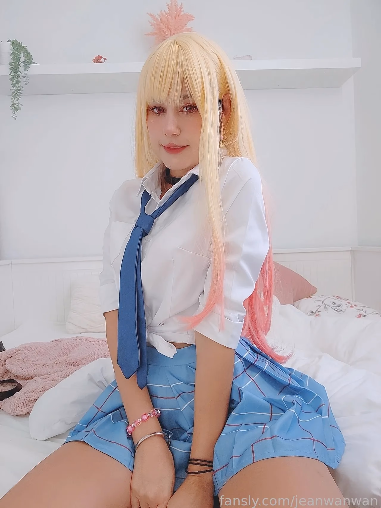 Jean Wanwan as Marin Kitagawa — cosplay photo 6 of 36