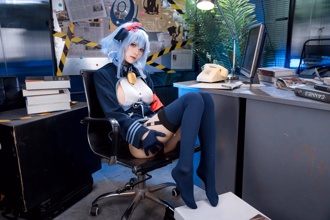 Jiuqi as Ako Amau — cosplay photo 19 of 46