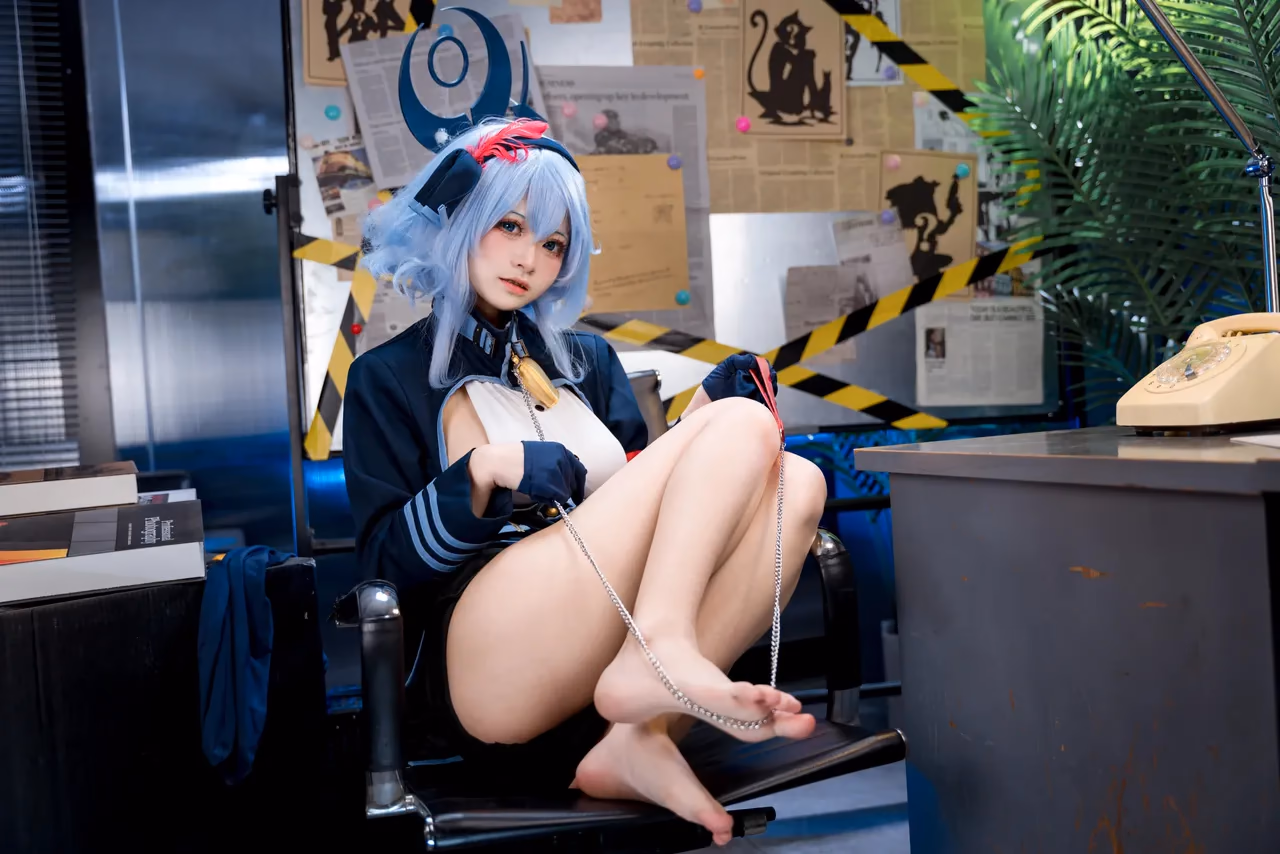 Jiuqi as Ako Amau — cosplay photo 46 of 46