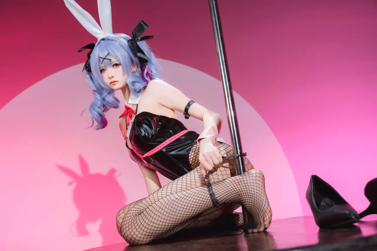 Jiuqi as Hatsune Miku — cosplay photo 26 of 26