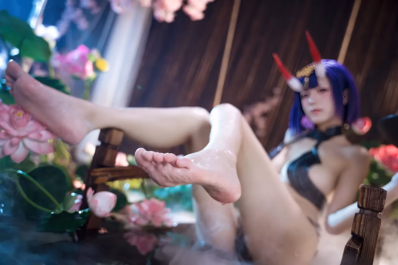 Jiuqi as Shuten-Douji — cosplay photo 33 of 51