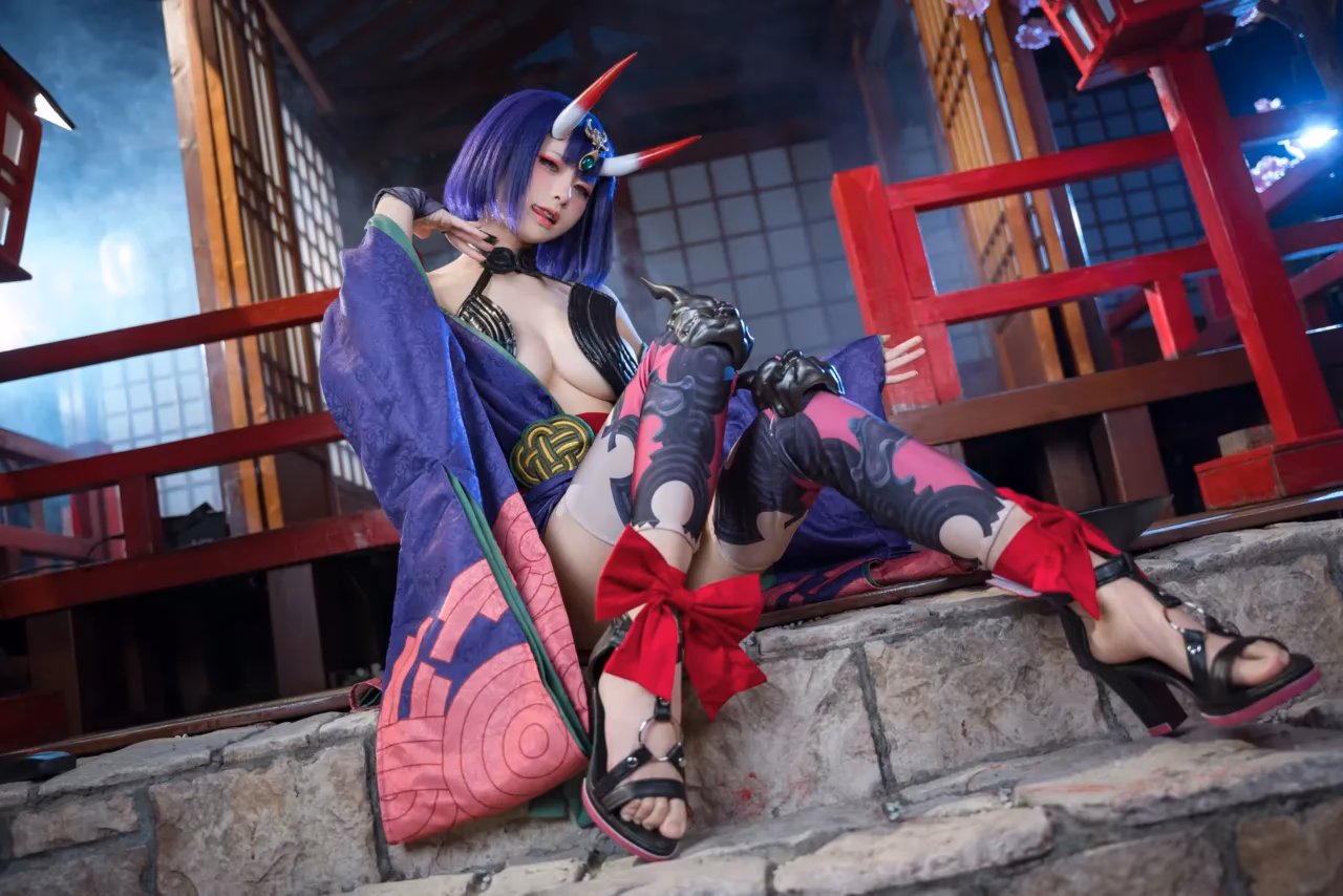 Jiuqi as Shuten-Douji — cosplay photo 1 of 92