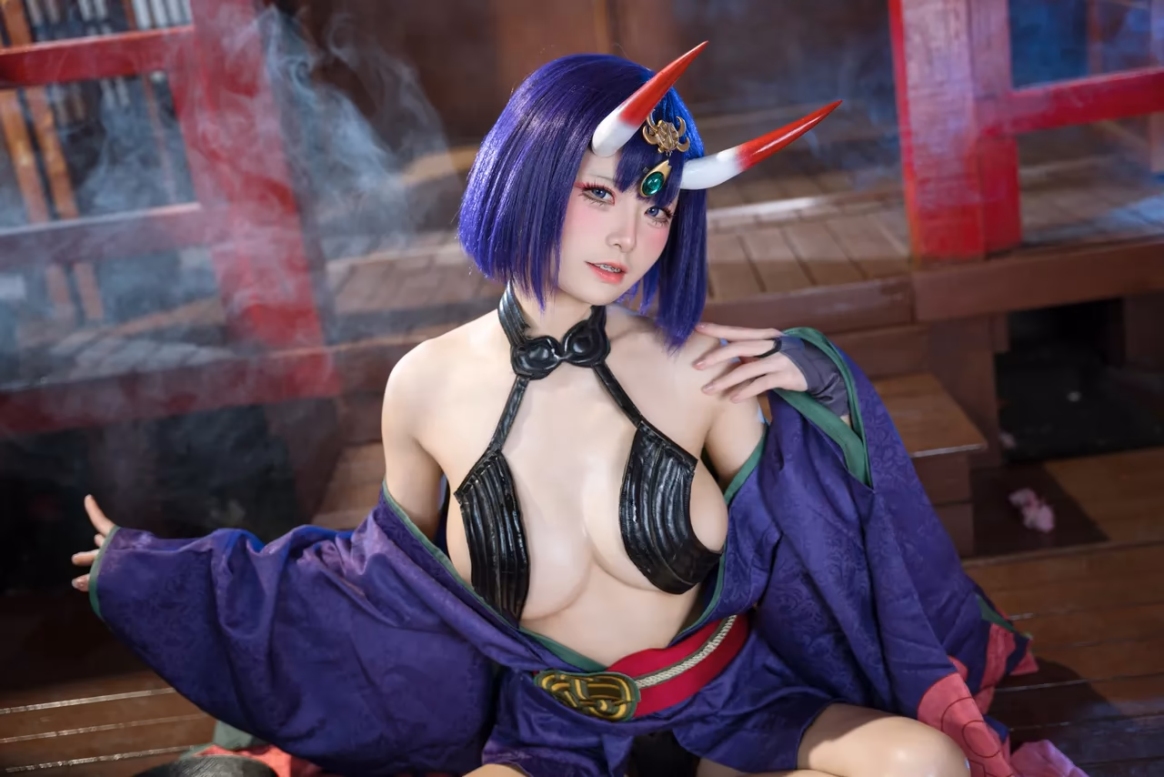 Jiuqi as Shuten-Douji — cosplay photo 6 of 92