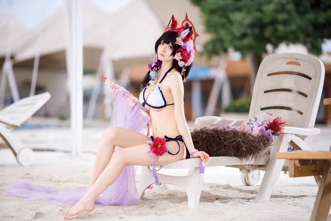 Jiuqi as Wakamo Kosaka — cosplay photo 8 of 23