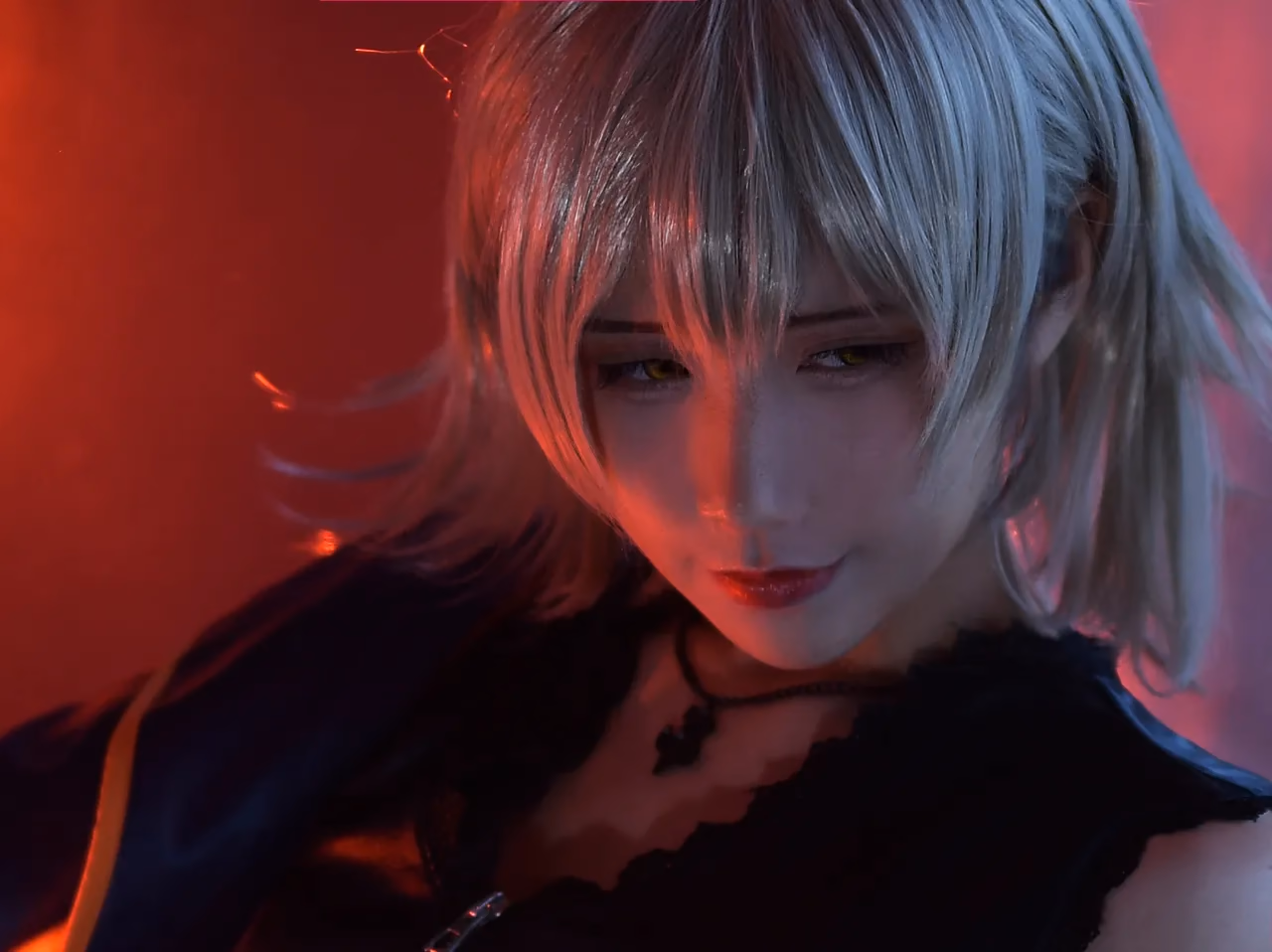 Jiuqu Jean as Jeanne d'Arc (Alter) — cosplay photo 19 of 20