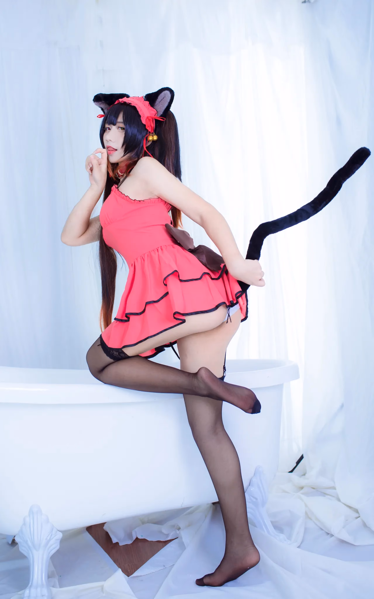Jiuqu Jean as Kurumi Tokisaki — cosplay photo 8 of 10