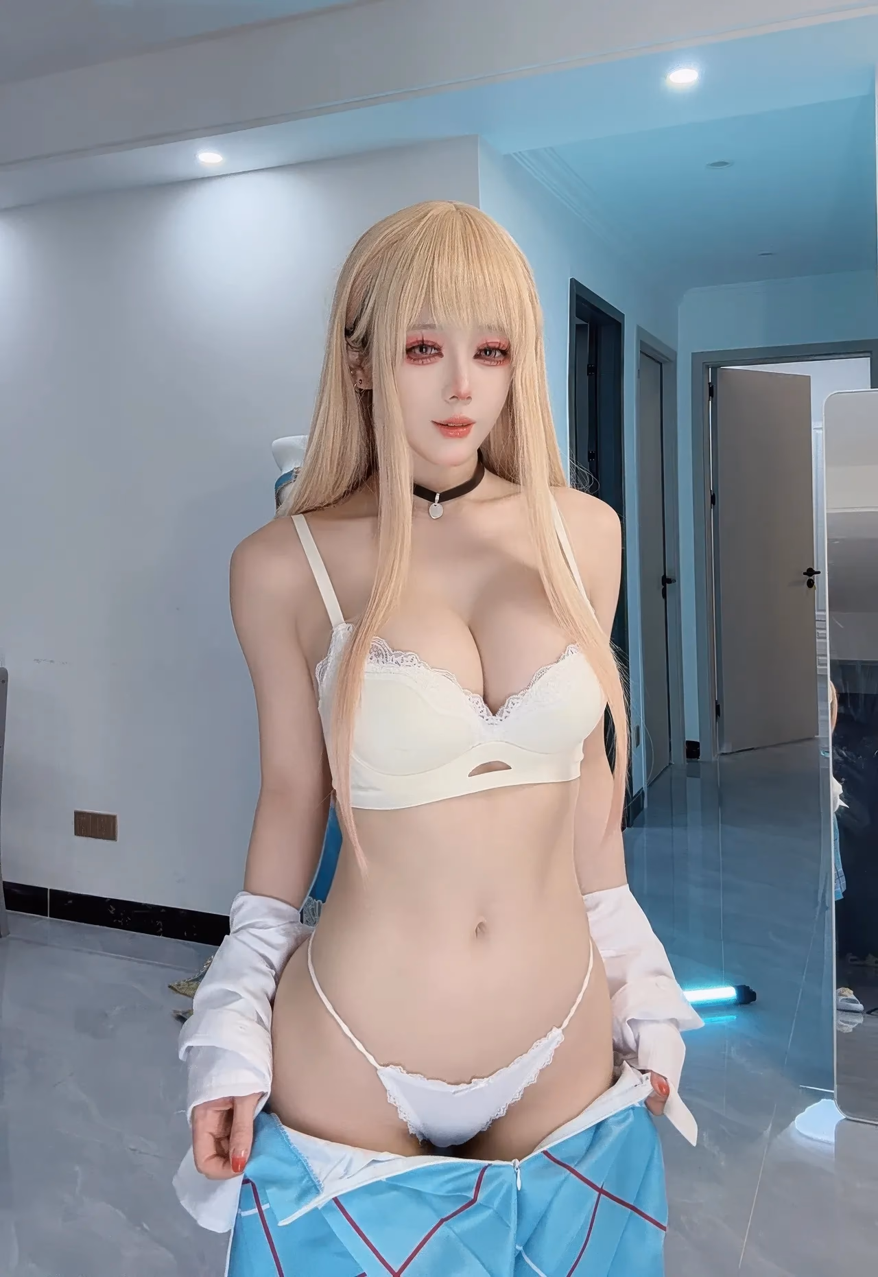 Jiuyan as Marin Kitagawa — cosplay photo 29 of 58