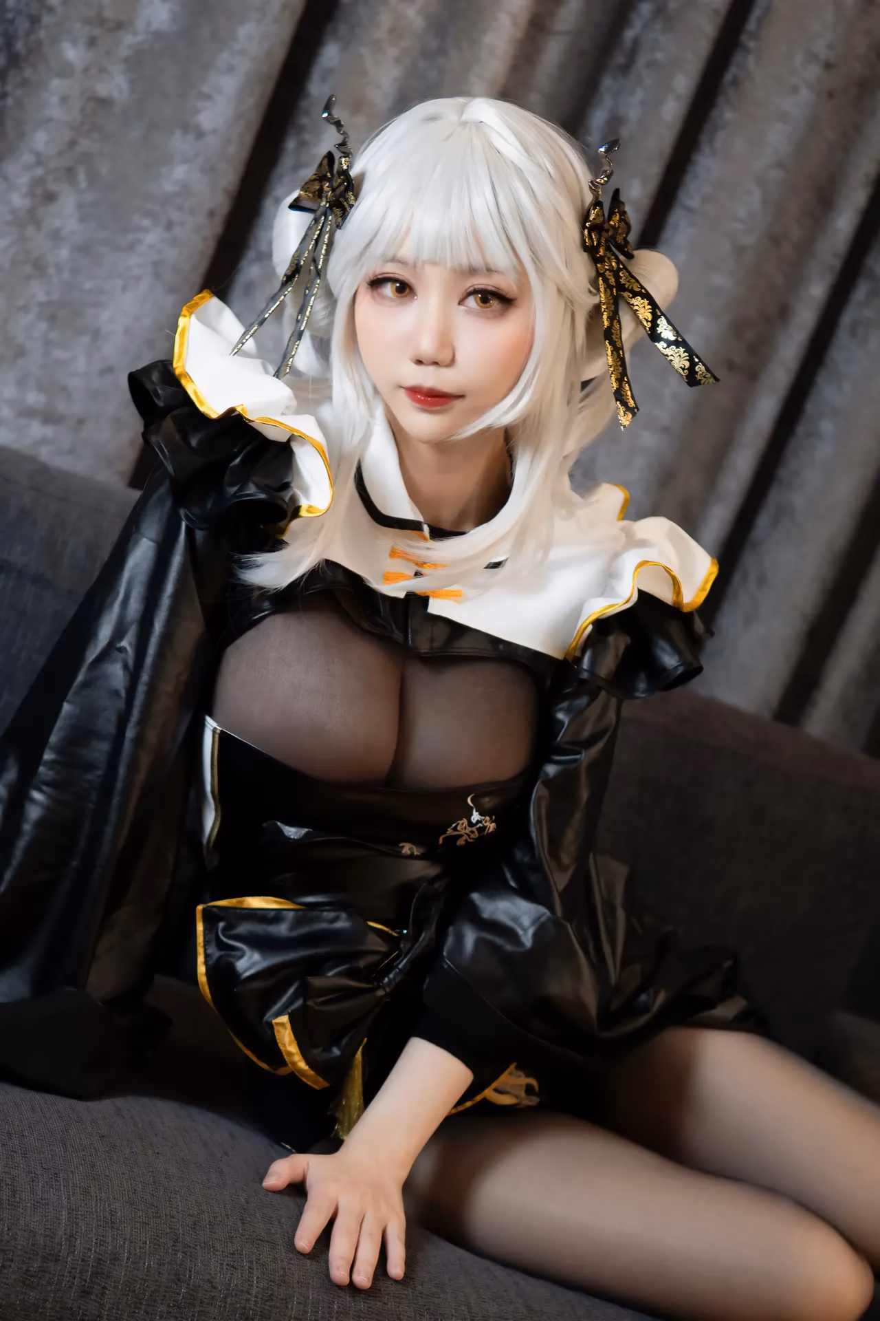 JYOESHI as Blanc — cosplay photo 12 of 39