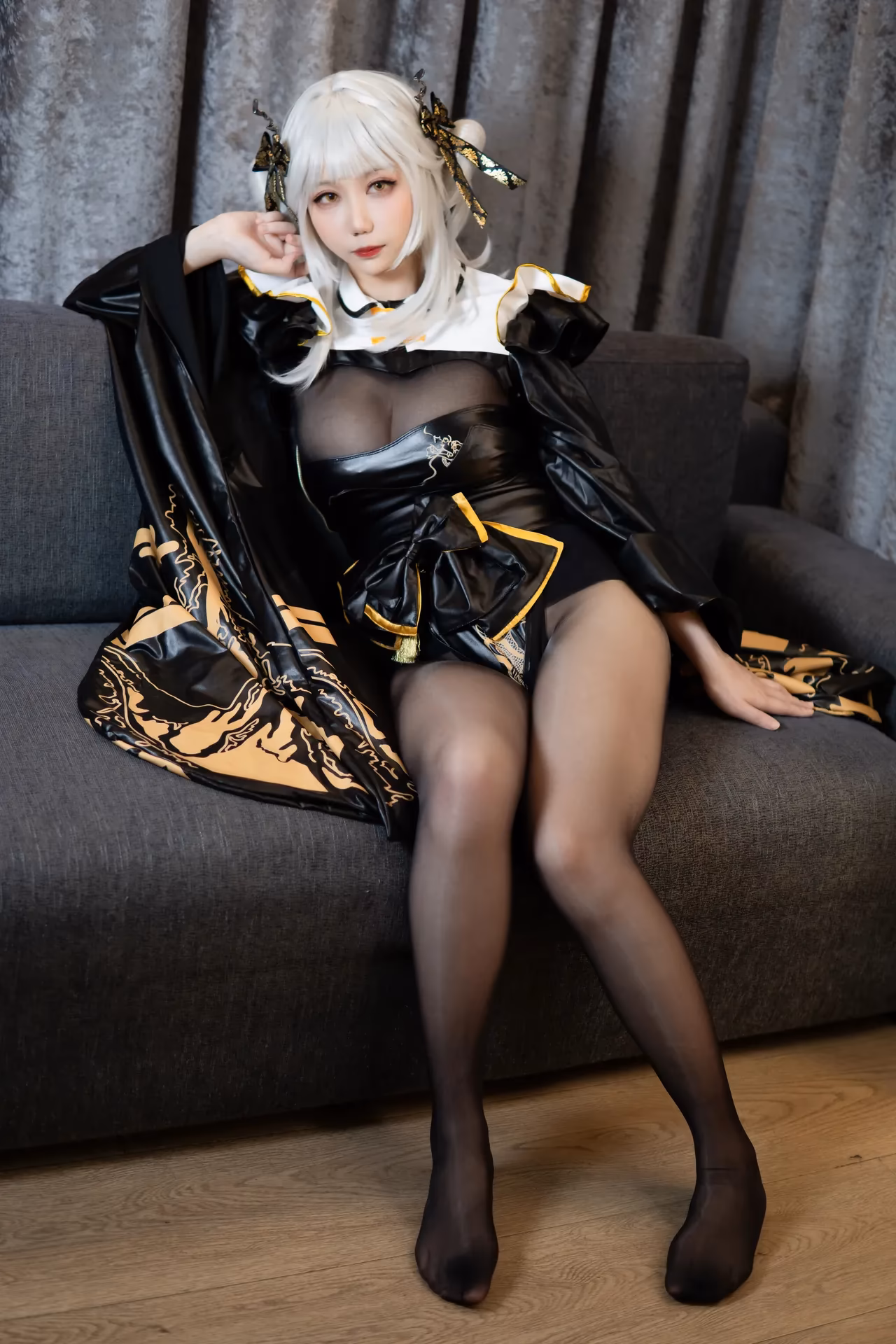 JYOESHI as Blanc — cosplay photo 36 of 39