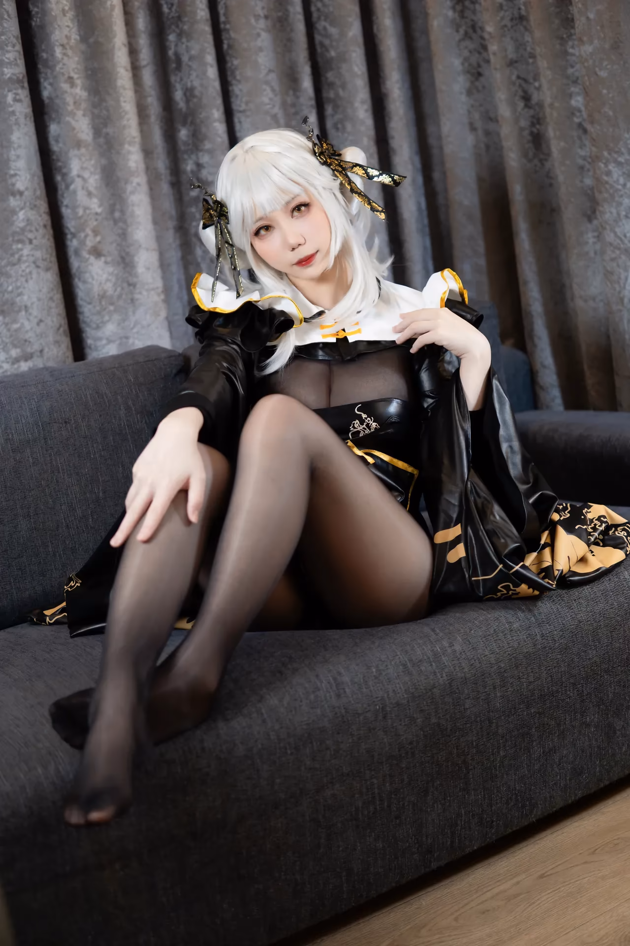 JYOESHI as Blanc — cosplay photo 8 of 39