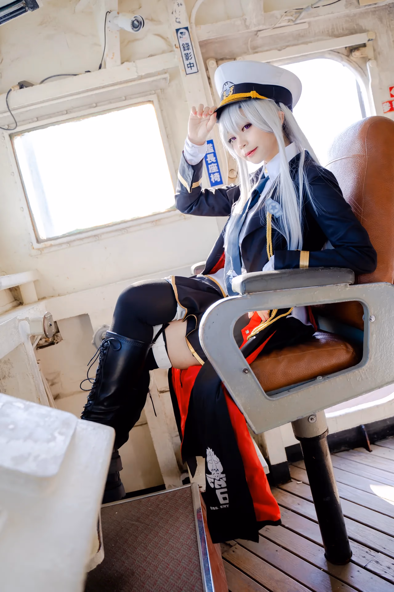 Kadorin Hitomi as Enterprise — cosplay photo 116 of 249