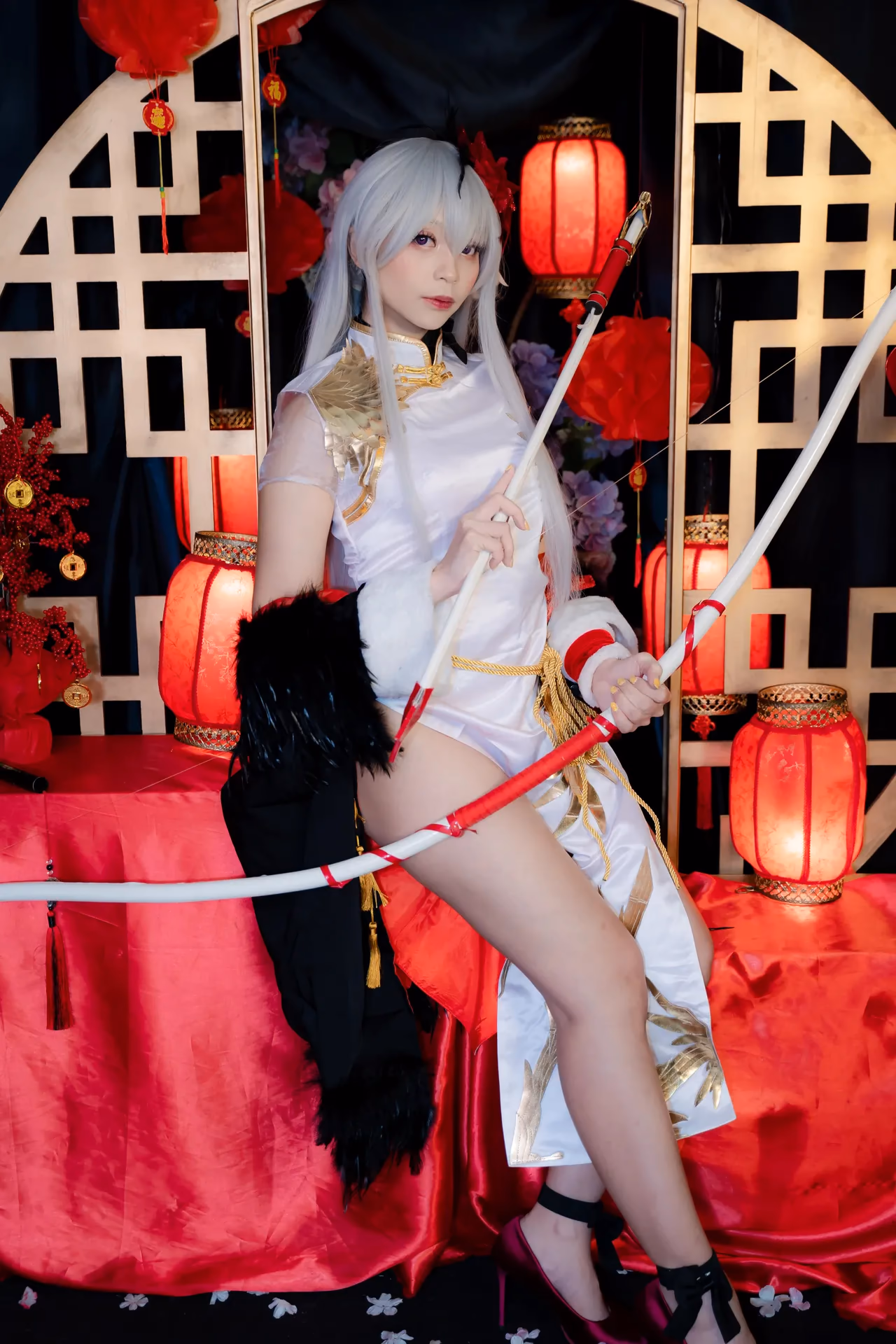 Kadorin Hitomi as Enterprise — cosplay photo 214 of 249