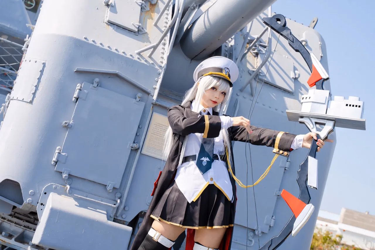Kadorin Hitomi as Enterprise — cosplay photo 38 of 249