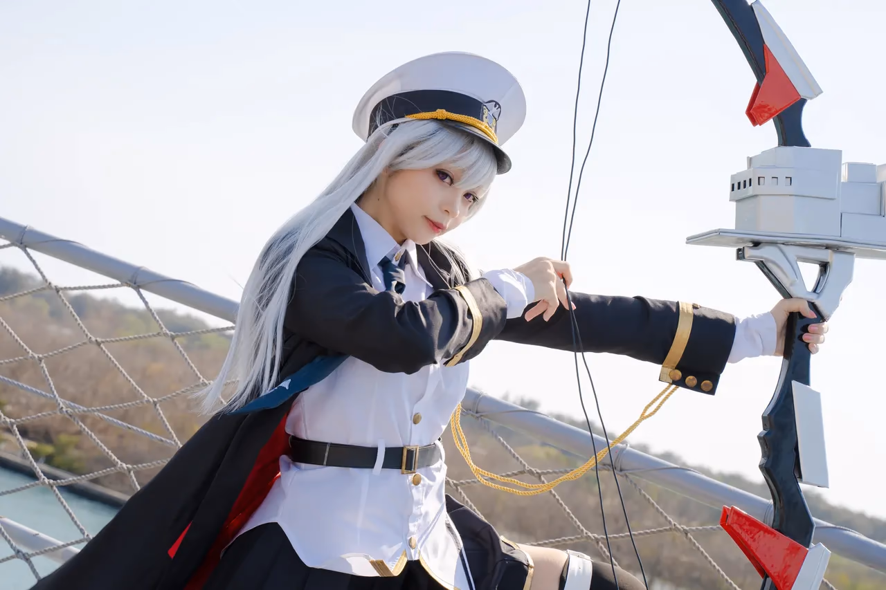 Kadorin Hitomi as Enterprise — cosplay photo 65 of 249