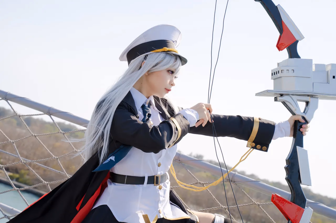 Kadorin Hitomi as Enterprise — cosplay photo 68 of 249