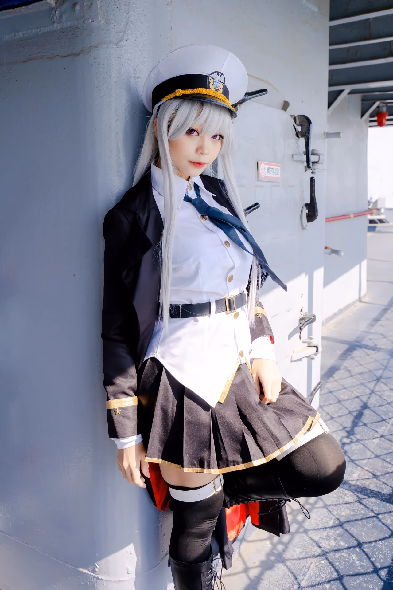 Kadorin Hitomi as Enterprise — cosplay photo 72 of 249