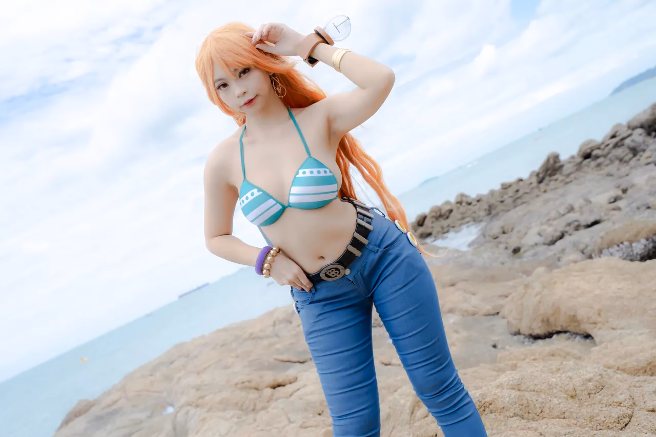 Kadorin Hitomi as Nami — cosplay photo 183 of 303