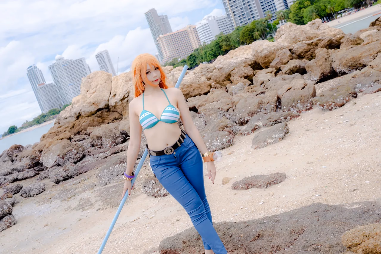 Kadorin Hitomi as Nami — cosplay photo 204 of 303