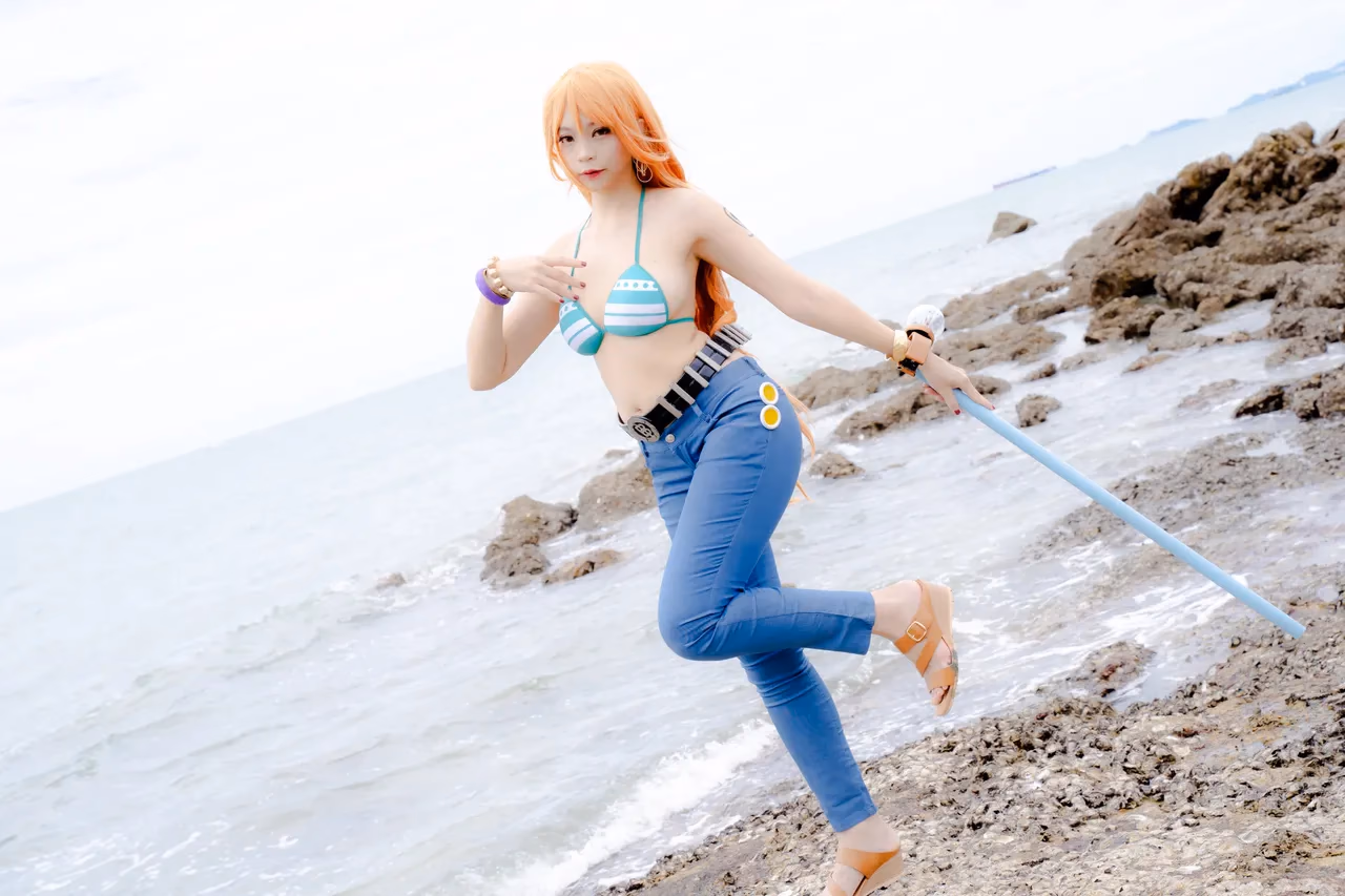 Kadorin Hitomi as Nami — cosplay photo 224 of 303