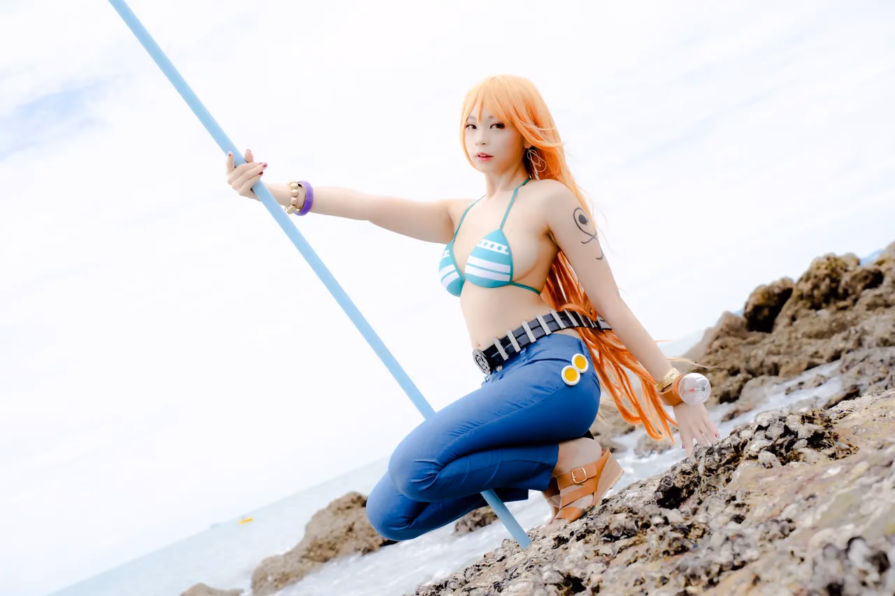 Kadorin Hitomi as Nami — cosplay photo 235 of 303