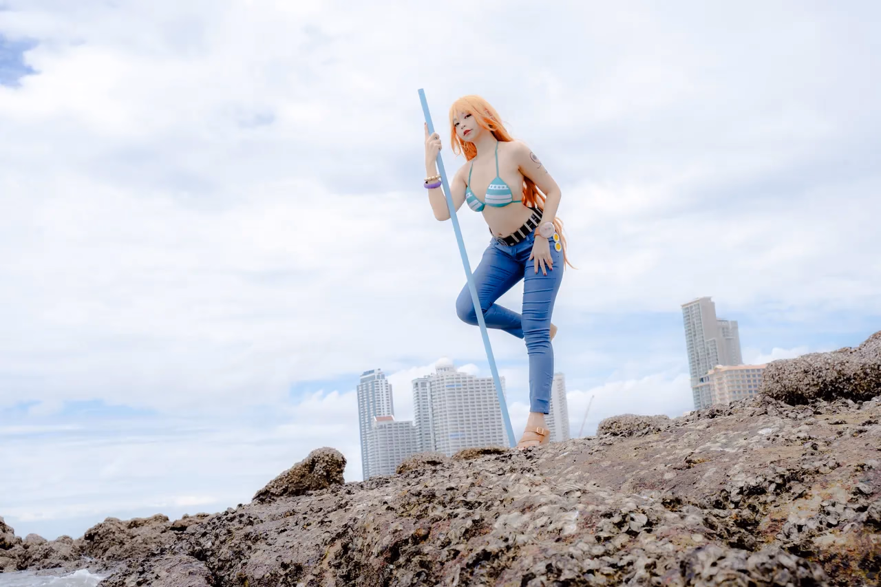 Kadorin Hitomi as Nami — cosplay photo 244 of 303