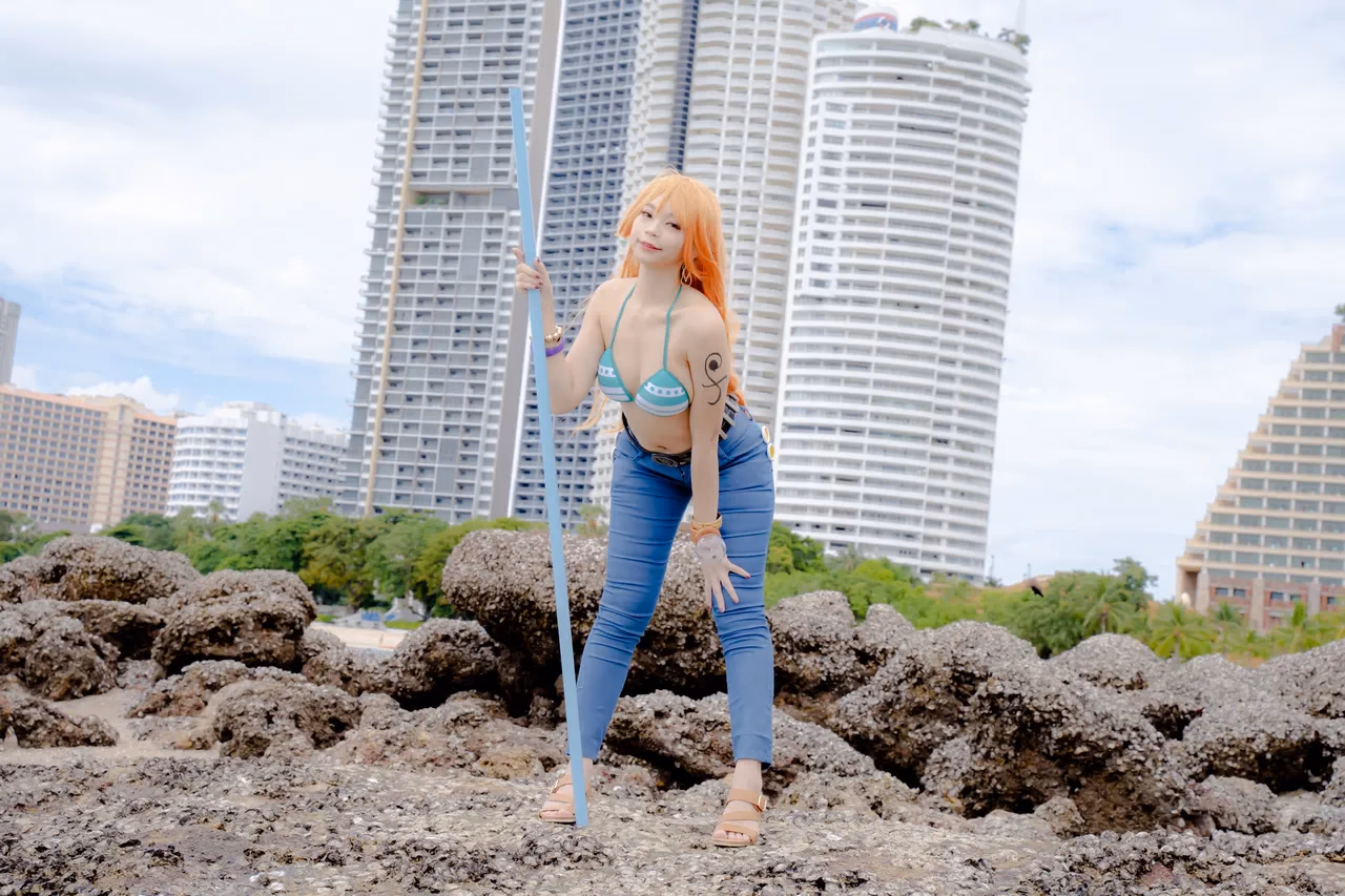 Kadorin Hitomi as Nami — cosplay photo 249 of 303